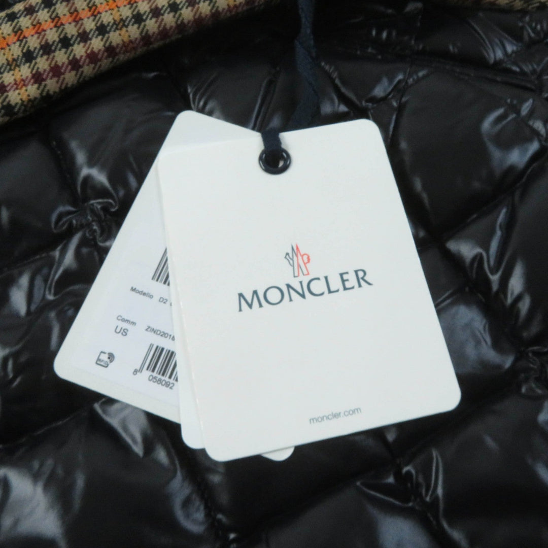 MONCLER skirt Outer: 100% nylon, Lining: 100% nylon, Part: 50% polyester, Part: 50% wool, Filling: 90% down black GONNA Women 38 Used Authentic