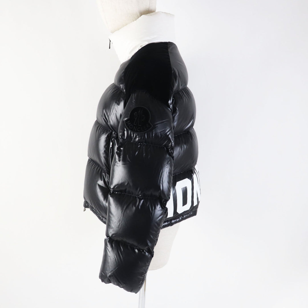 MONCLER Down jacket Outer: 100% nylon, Lining: 100% nylon, Filling: 90% down, Filling: 10% feather, Part: 100% nylon Black White CHOUELLE Women zero size Used Authentic