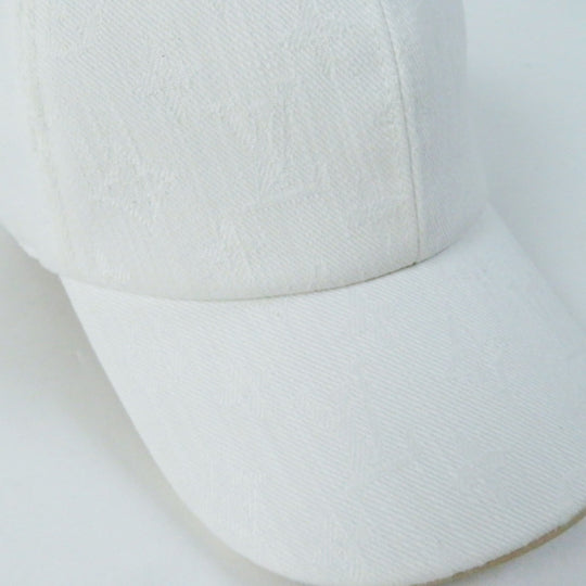 LOUIS VUITTON cap M77538 Outer: 60% cotton, Outer: 40% polyester, Lining: 100% silk, Leather part: cowhide, Leather part: sheepskin white Women L Used Authentic