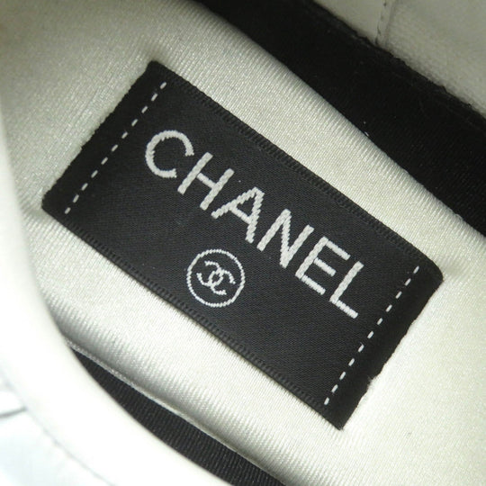 CHANEL sneakers G45335 Main: Leather, Part: Suede leather White gray mens 40 Used Authentic