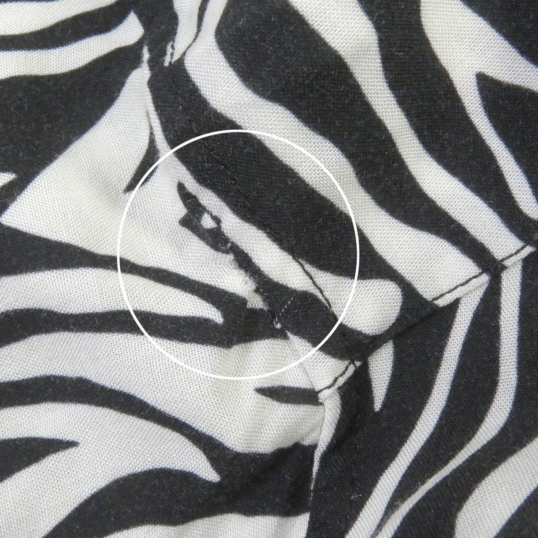 CELINE Short sleeve shirt 2C036843H Main: 100% rayon White black mens 41 Used Authentic