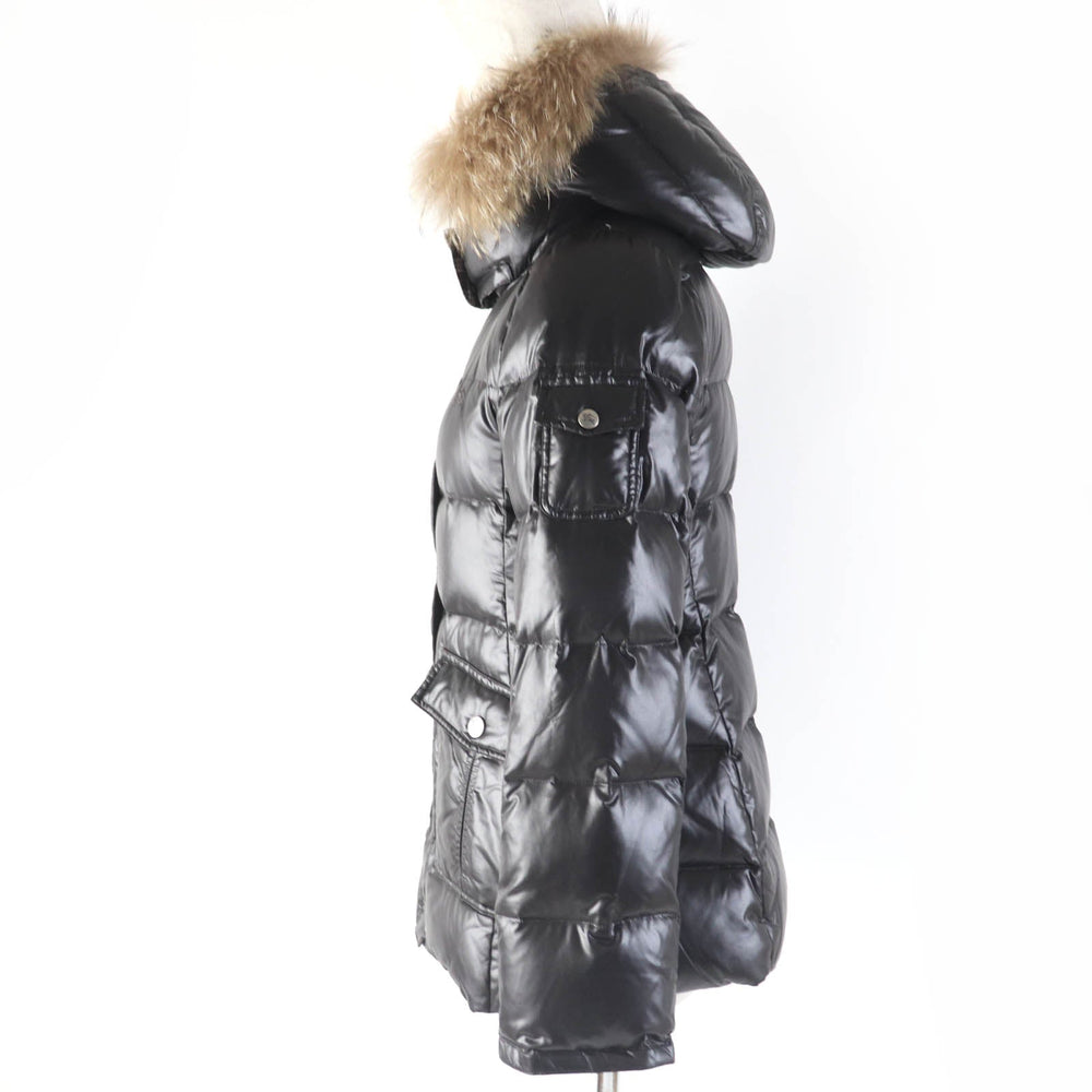 BURBERRY BLUE LABEL Down jacket FCF16-620-09 Main: 100% nylon, Part: 100% polyester, Fur: raccoon, Filling: 90% down, Filling: 10% feather Black type Women 38 Used Authentic