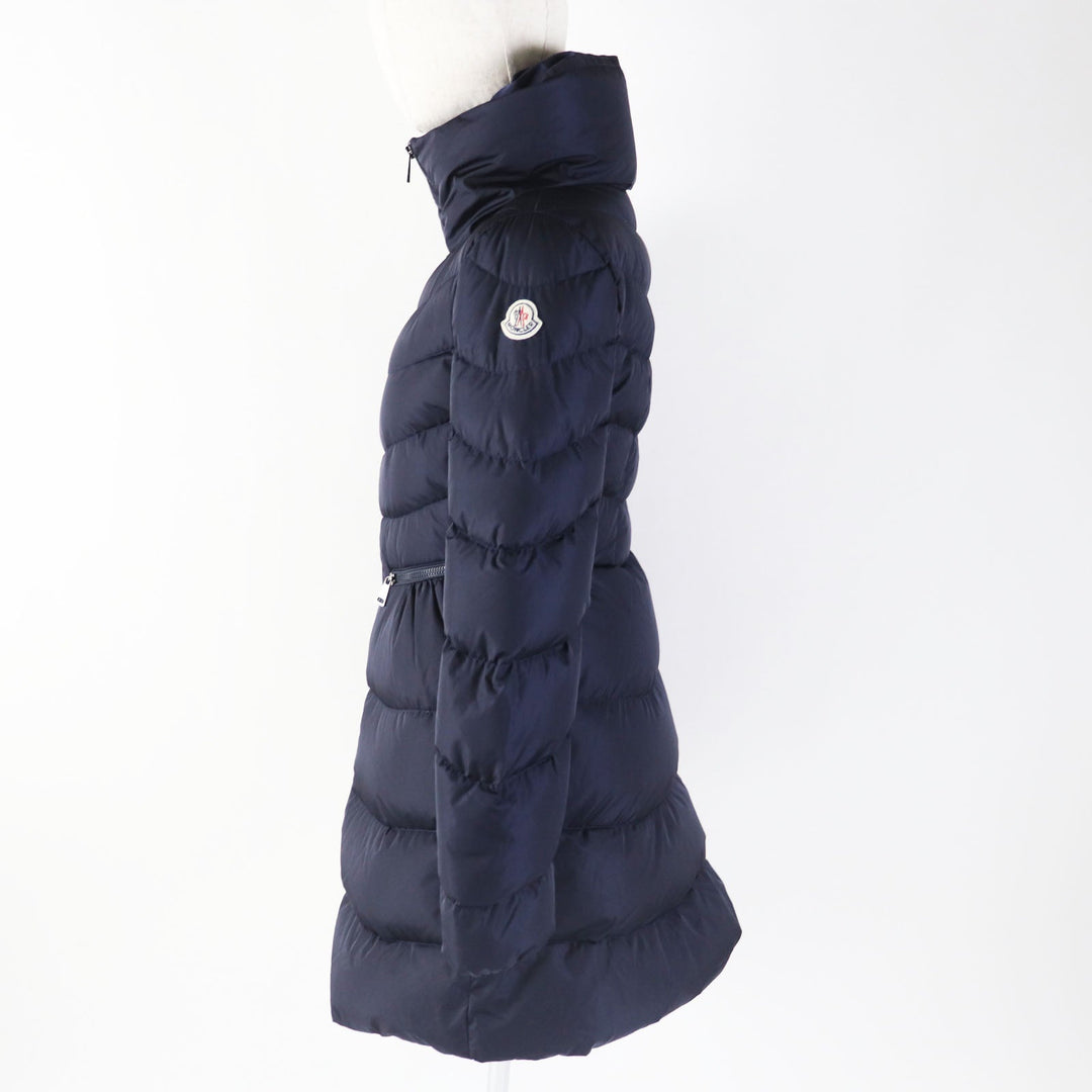 MONCLER down coat Outer: 100% nylon, Lining: 100% nylon, Filling: 90% down, Filling: 10% feather Navy MIRIELON Women 00 Used Authentic