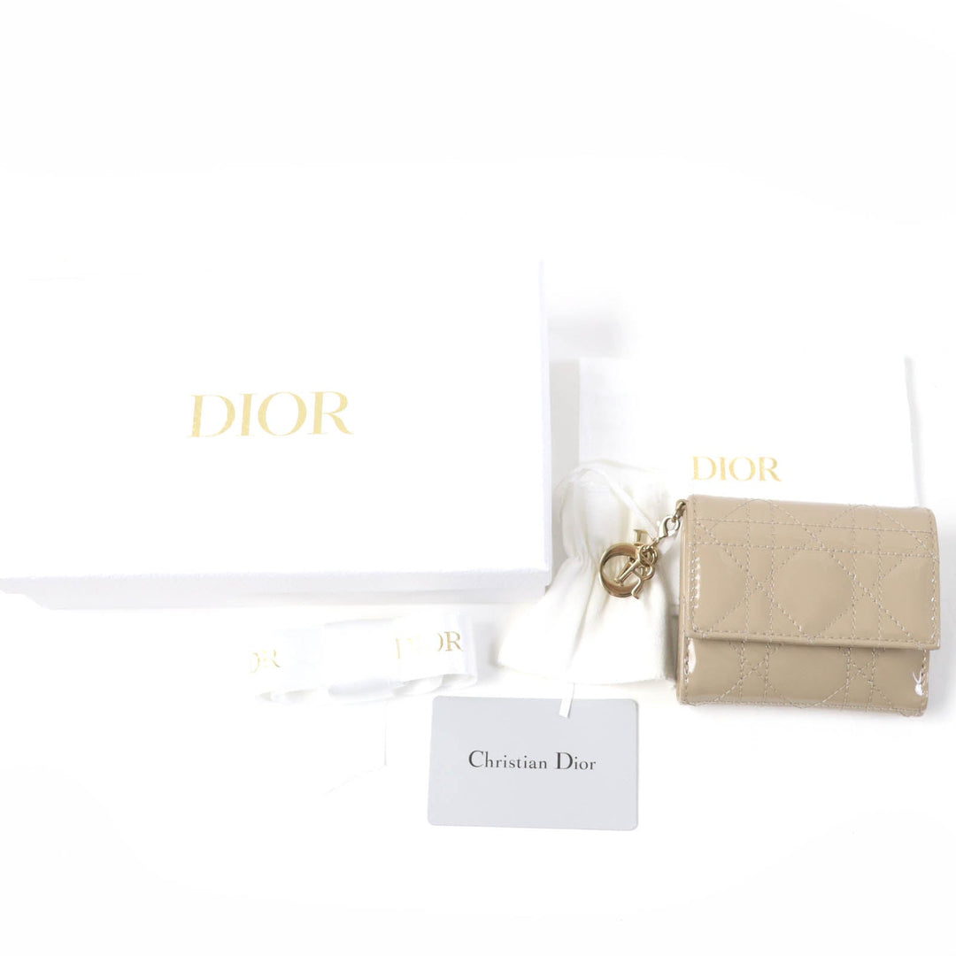 Christian Dior Tri-fold wallet S0181OVRB Main: Patent leather beige Lady Dior Lotus Wallet Women Used Authentic