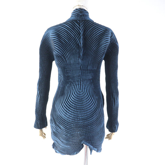 ISSEY MIYAKE cardigan IM44FD501 Main: 59% polyester, 32% triacetate, 9% polyurethane Navy type Women 2 Used Authentic