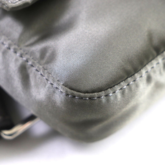 FENDI Sling bag 7AS138 Main: Nylon, Part: Leather Gray type Bucket Mini Phone Case mens Used Authentic