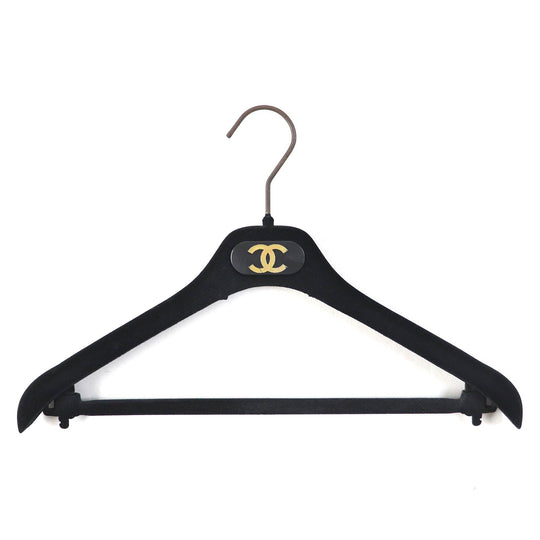 CHANEL knit 19A  P61670 Main: 67% cashmere, Main: 17% polyester, Main: 6% silk, Main: 5% mohair, Main: 3% polyamide Beige multicolor Women 38 Used Authentic