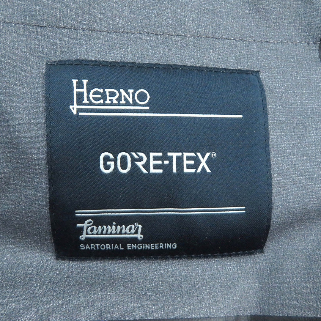 Herno Down jacket PI091UL Outer: 100% polyester, Lining: 100% polyamide (nylon), Part: 72% polyamide (nylon), Part: 28% elastane (polyurethane), Part: 85% nylon black Laminar mens 46 Used Authentic