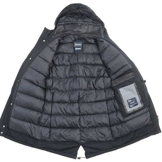 Herno Down jacket PI091UL Outer: 100% polyester, Lining: 100% polyamide (nylon), Part: 72% polyamide (nylon), Part: 28% elastane (polyurethane), Part: 85% nylon black Laminar mens 46 Used Authentic