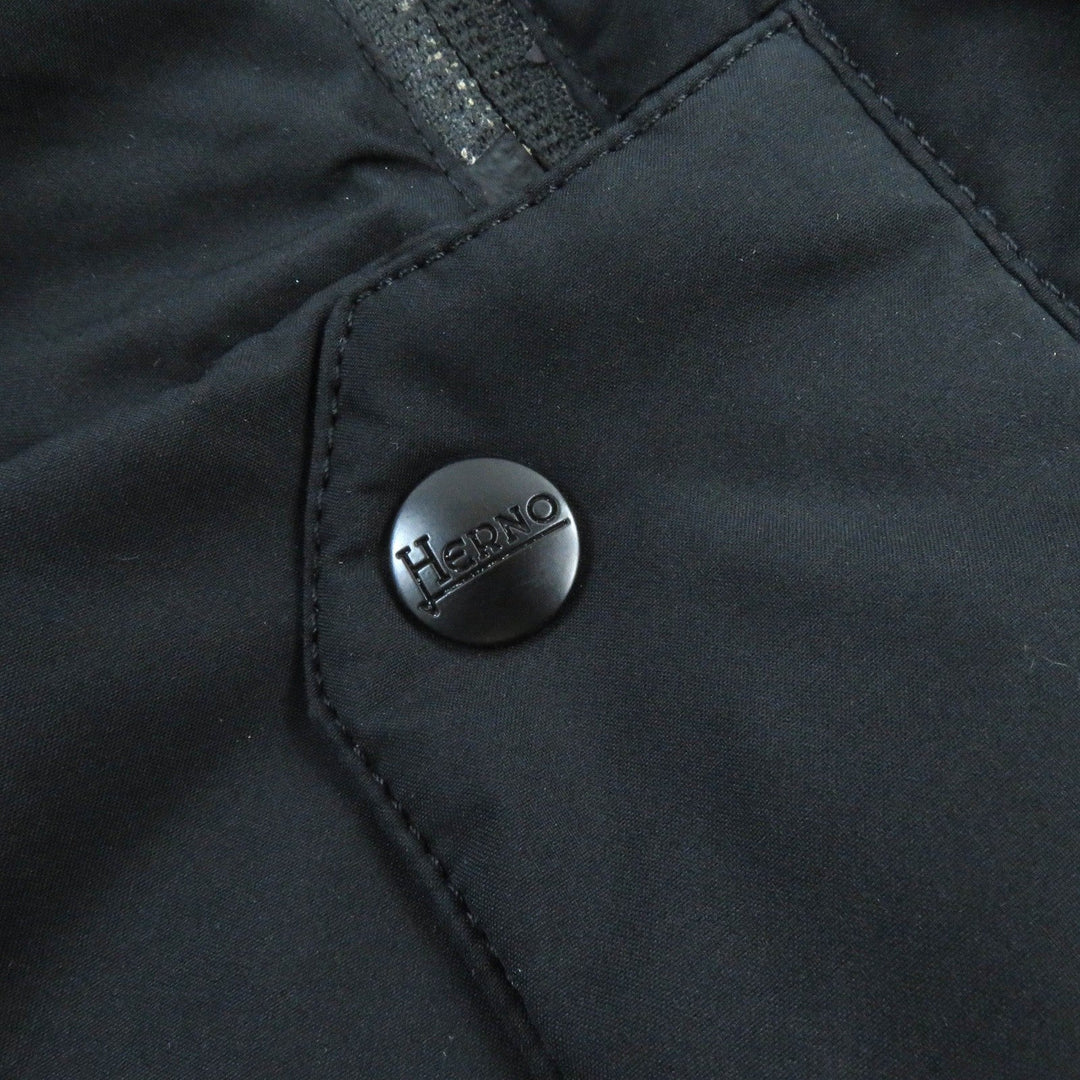 Herno Down jacket PI091UL Outer: 100% polyester, Lining: 100% polyamide (nylon), Part: 72% polyamide (nylon), Part: 28% elastane (polyurethane), Part: 85% nylon black Laminar mens 46 Used Authentic
