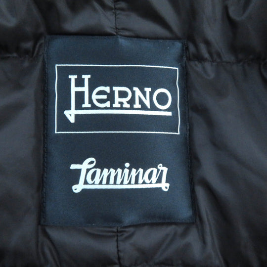 Herno Down jacket PI091UL Outer: 100% polyester, Lining: 100% polyamide (nylon), Part: 72% polyamide (nylon), Part: 28% elastane (polyurethane), Part: 85% nylon black Laminar mens 46 Used Authentic