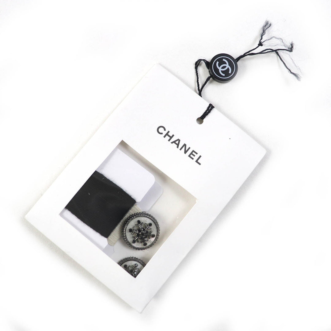 CHANEL cardigan P62167K47783 Main: 100% cashmere Gray White Black Brown Women 36 Used Authentic