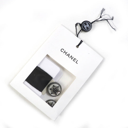 CHANEL cardigan P62167K47783 Main: 100% cashmere Gray White Black Brown Women 36 Used Authentic