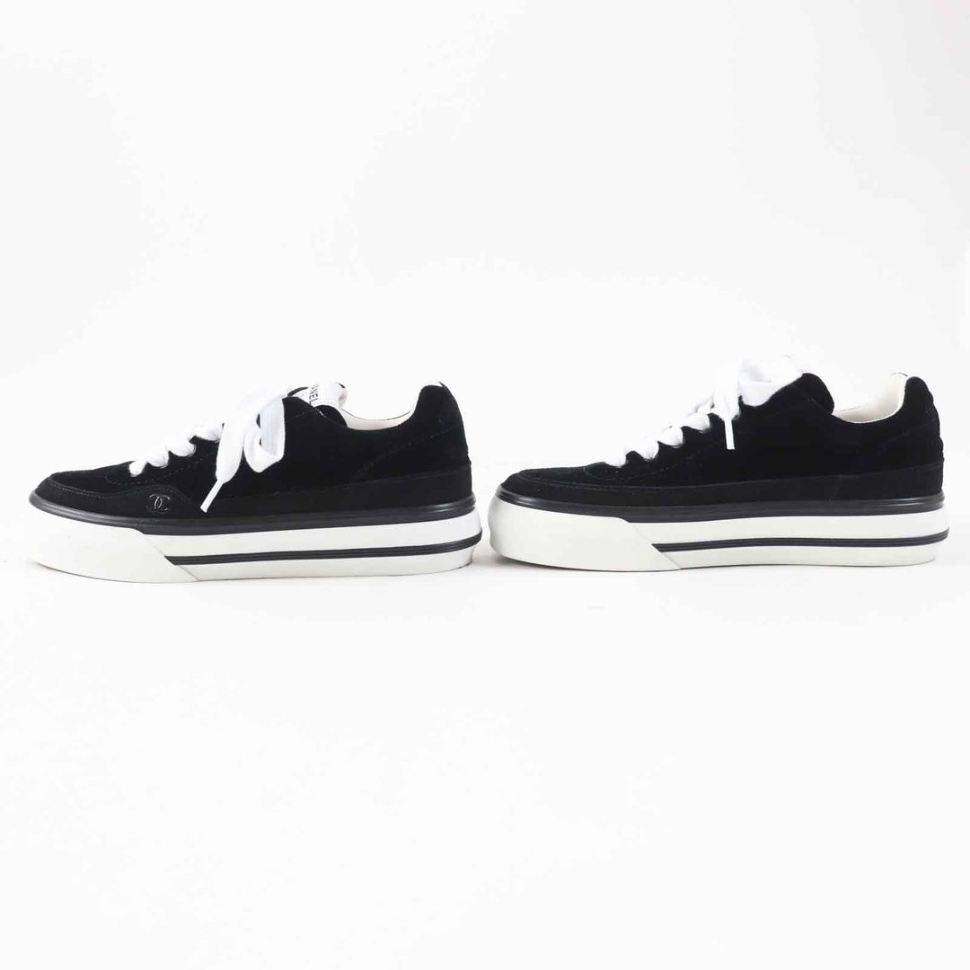 CHANEL sneakers 23B G45208 Main: Velvet, Part: Suede calfskin Black White Women 39 Used Authentic