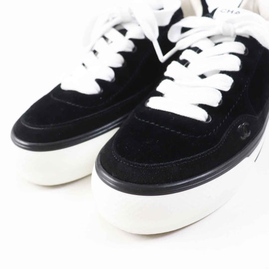 CHANEL sneakers 23B G45208 Main: Velvet, Part: Suede calfskin Black White Women 39 Used Authentic