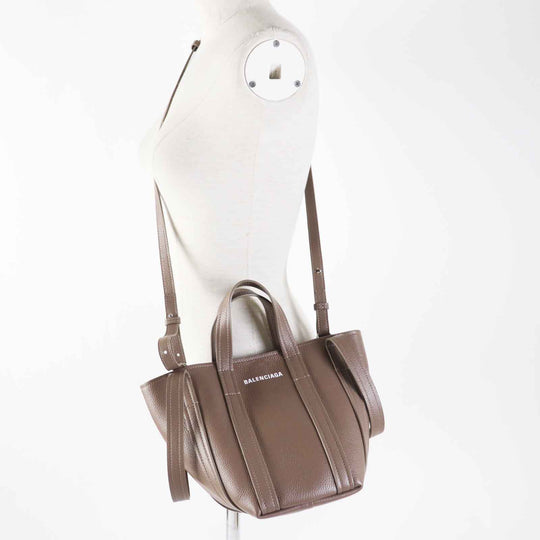 BALENCIAGA Shoulder Bag 672793 Main: Leather Gurege Everyday XS North South Women Used Authentic