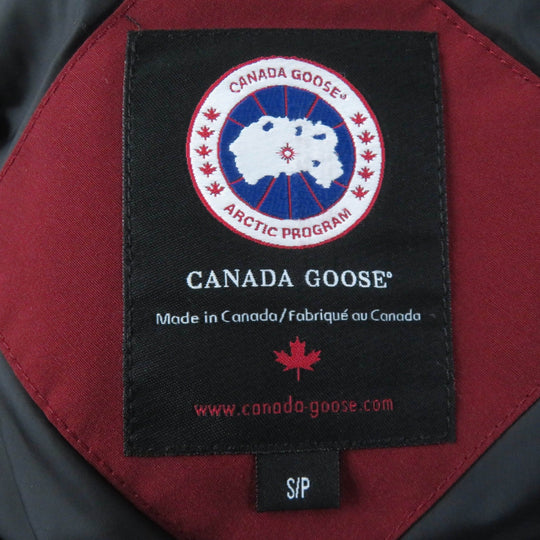 CANADA GOOSE Down jacket 2530JL Main: 85% polyester, Main: 15% cotton, Lining: 100% nylon, Filling: 80% down, Filling: 20% feather Red type MONTEBELLO Women S Used Authentic