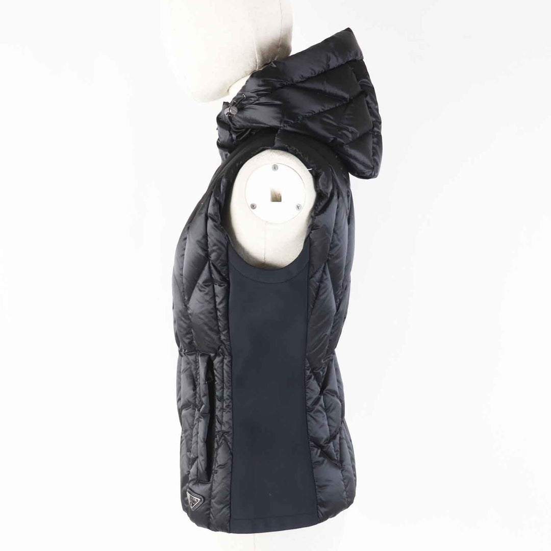 PRADA Down vest 29B984 Outer: 100% polyamide (nylon), Lining: 100% polyamide (nylon), Part: 80% polyamide (nylon), Part: 20% elastane (polyurethane), Filling: 90% down black Women 38 Used Authentic