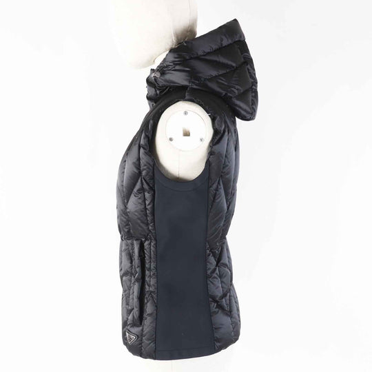 PRADA Down vest 29B984 Outer: 100% polyamide (nylon), Lining: 100% polyamide (nylon), Part: 80% polyamide (nylon), Part: 20% elastane (polyurethane), Filling: 90% down black Women 38 Used Authentic