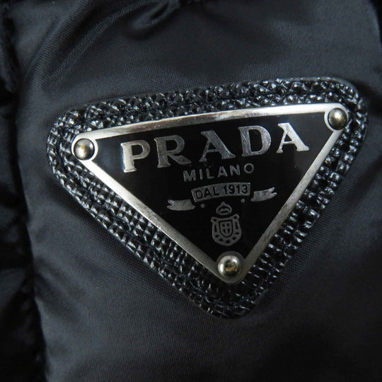 PRADA Down vest 29B984 Outer: 100% polyamide (nylon), Lining: 100% polyamide (nylon), Part: 80% polyamide (nylon), Part: 20% elastane (polyurethane), Filling: 90% down black Women 38 Used Authentic