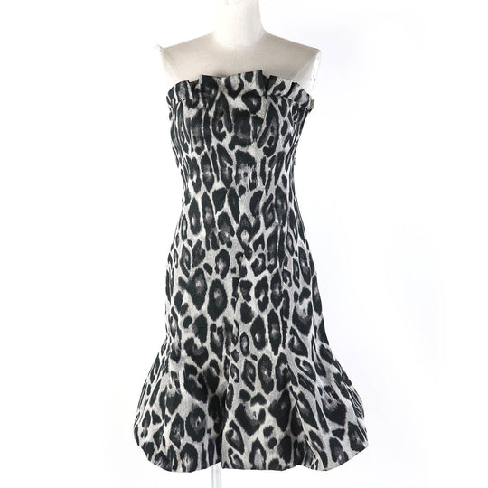 LANVIN one piece Outer: 100% polyester, Outer: 26% rayon, Outer: 40% acetate, Outer: 4% polyurethane, Lining: 100% silk Black Grey Women 34 Used Authentic
