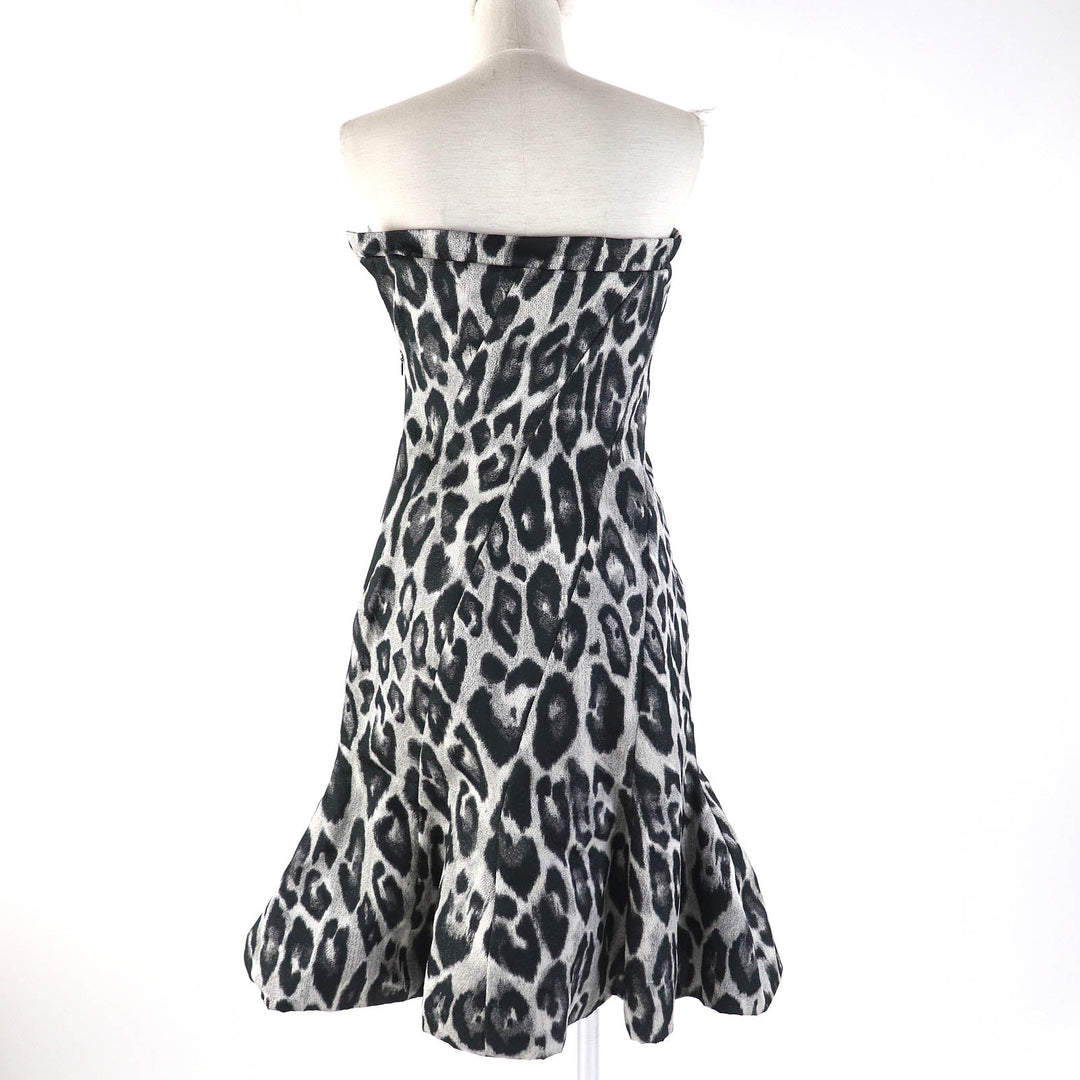 LANVIN one piece Outer: 100% polyester, Outer: 26% rayon, Outer: 40% acetate, Outer: 4% polyurethane, Lining: 100% silk Black Grey Women 34 Used Authentic