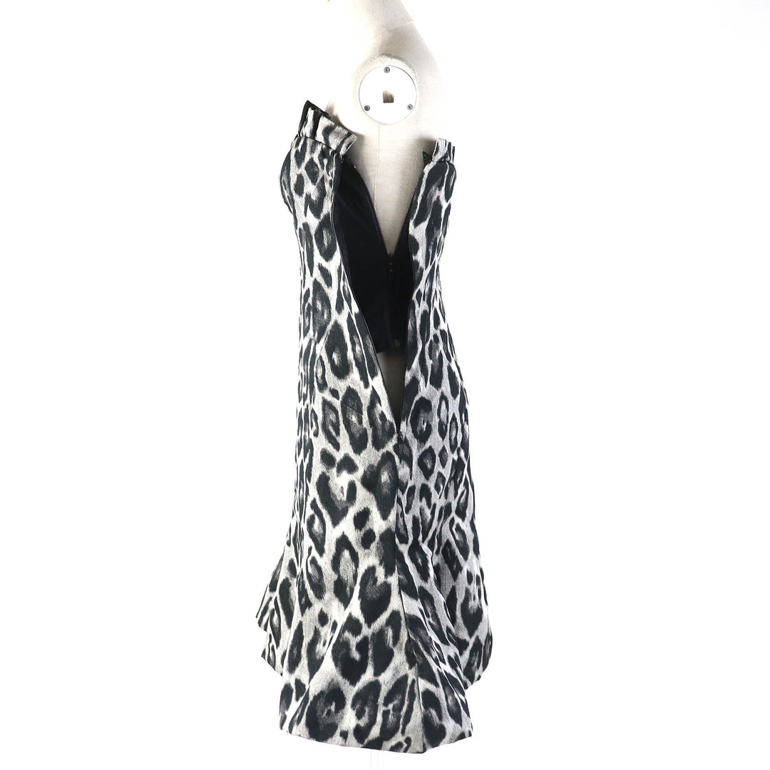 LANVIN one piece Outer: 100% polyester, Outer: 26% rayon, Outer: 40% acetate, Outer: 4% polyurethane, Lining: 100% silk Black Grey Women 34 Used Authentic