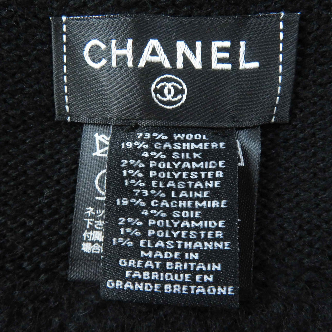 CHANEL gloves Main: 73% wool, 19% cashmere, 4% silk, 2% nylon, 1% polyester Black White Two-piece set Women Used Authentic