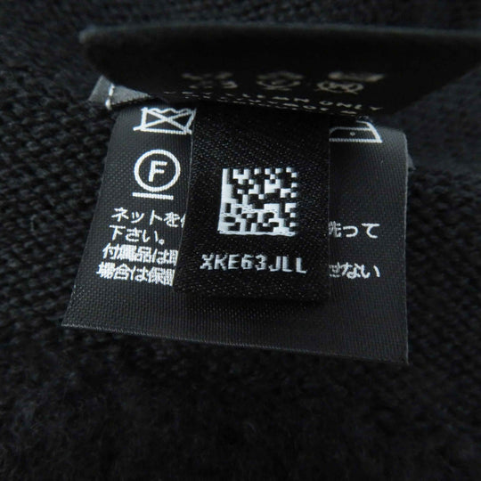 CHANEL gloves Main: 73% wool, 19% cashmere, 4% silk, 2% nylon, 1% polyester Black White Two-piece set Women Used Authentic