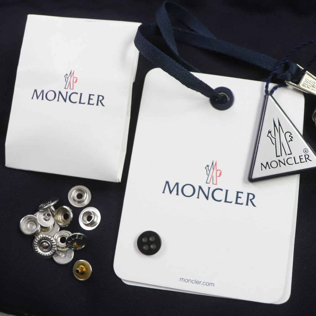 MONCLER Down jacket Outer: 100% wool, Part: 100% wool, Part: 100% wool, Lining: 100% nylon, Lining: 100% nylon Dark navy BESS mens 3 Used Authentic