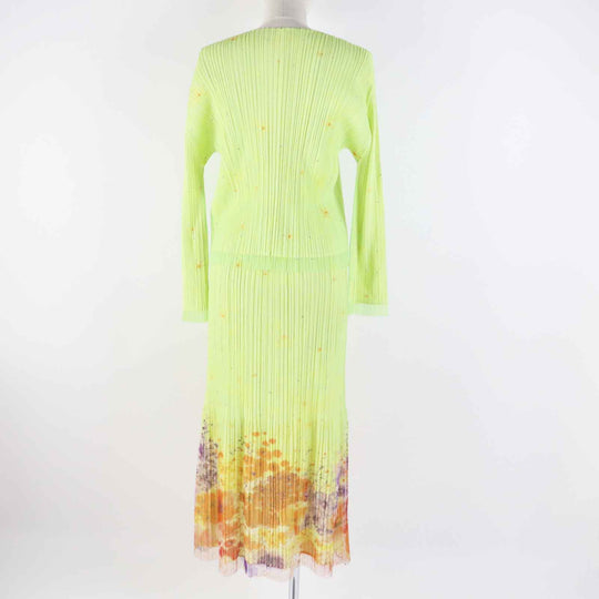 PLEATS PLEASE setup PP51-JO544 PP51-JG545 Main: 100% polyester Light green Women (Top) 2,(Bottom) 3 Used Authentic
