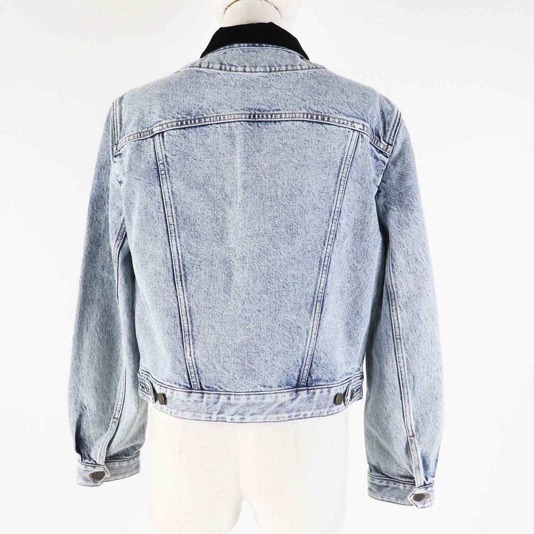 LOUIS VUITTON Denim Jacket 1AFEPI Outer: 100% cotton, Lining: 65% polyester, Lining: 35% cotton blue velvet accent denim jacket Women 36 Used Authentic
