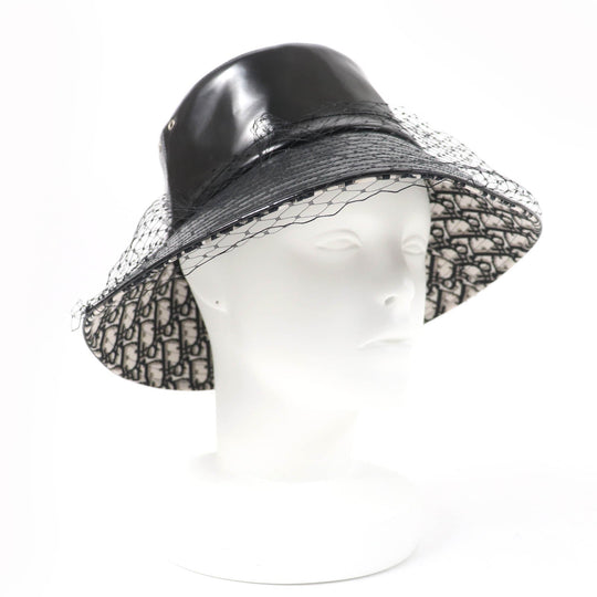 Christian Dior hat 95TDD924G135 Main: 50% polyurethane, Main: 34% cotton, Main: 16% polyester, Lining: 100% cotton, Part: 100% nylon black Women Used Authentic