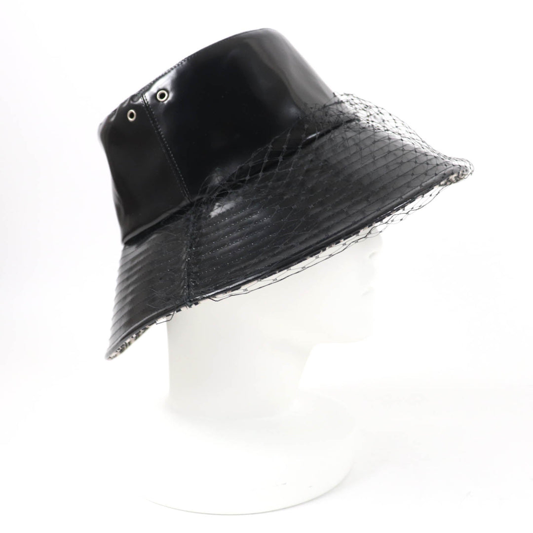 Christian Dior hat 95TDD924G135 Main: 50% polyurethane, Main: 34% cotton, Main: 16% polyester, Lining: 100% cotton, Part: 100% nylon black Women Used Authentic