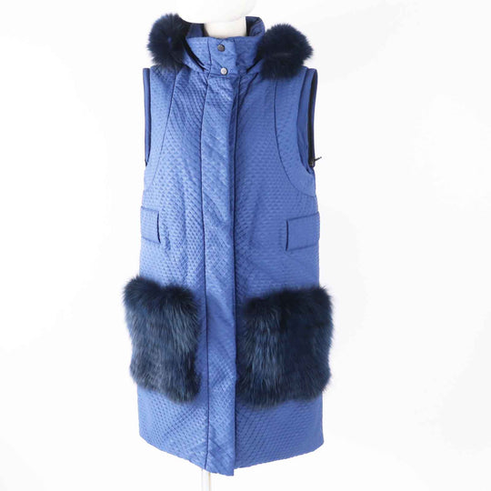 FENDI down coat Outer: 100% nylon, Lining: 100% polyester, Filling: 100% polyester, Fur: Fox blue-black Women 40 Used Authentic
