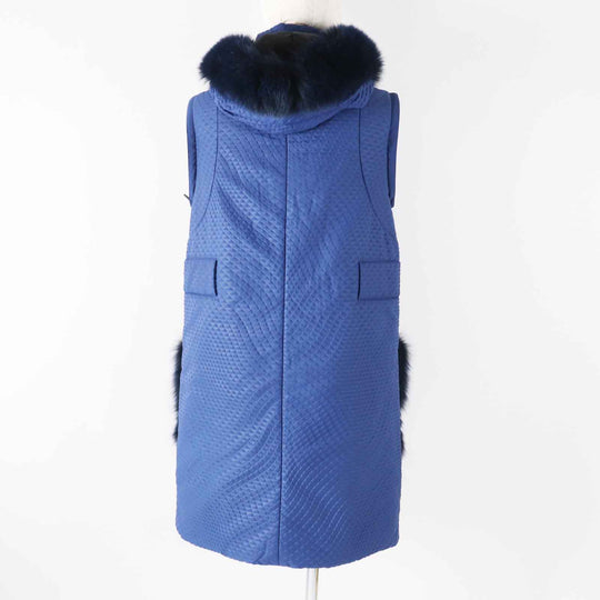 FENDI down coat Outer: 100% nylon, Lining: 100% polyester, Filling: 100% polyester, Fur: Fox blue-black Women 40 Used Authentic