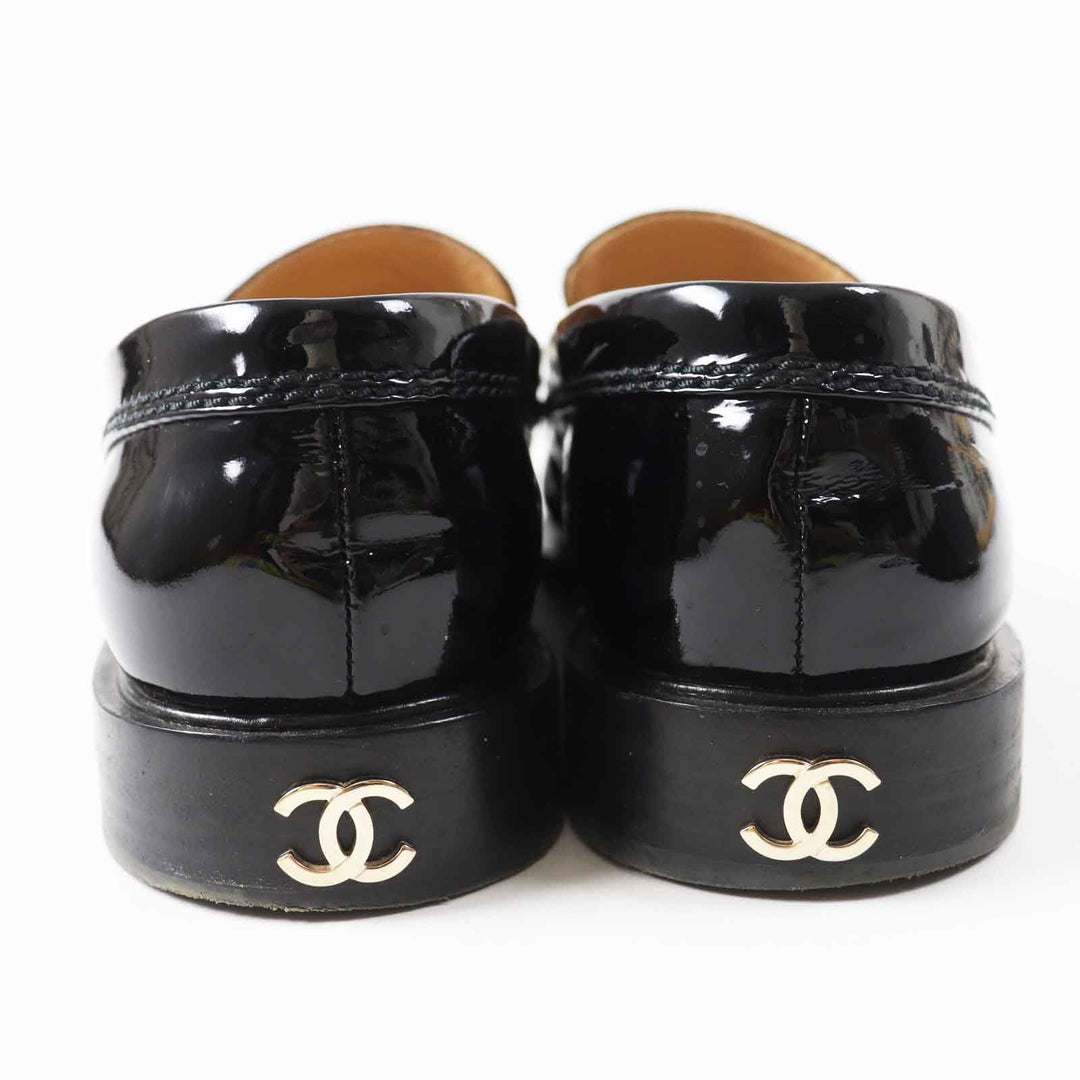 CHANEL loafers 23A G37430 Main: Patent leather black Women 38 C Used Authentic