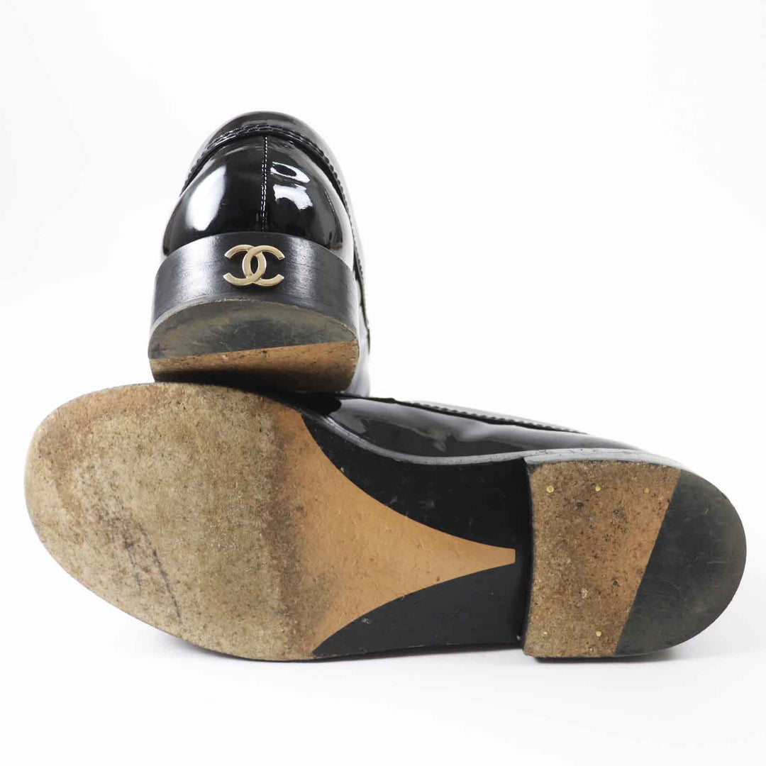 CHANEL loafers 23A G37430 Main: Patent leather black Women 38 C Used Authentic