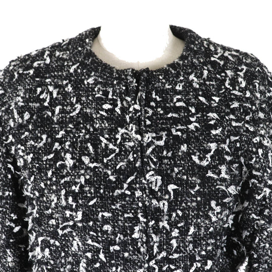 CHANEL Jacket P62063 Outer: 46% wool, Outer: 29% polyamide (nylon), Outer: 25% alpaca, Lining: 100% silk Black type Women 34 Used Authentic
