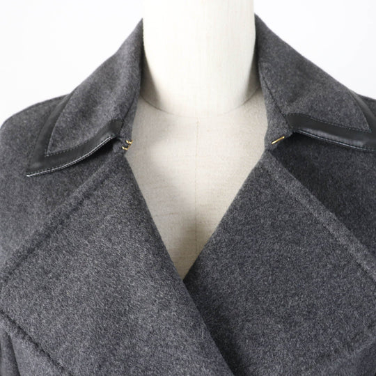LOUIS VUITTON coat Main: 90% wool, Main: 10% cashmere, Lining: 100% rayon, Part: sheepskin gray Women 36 Used Authentic