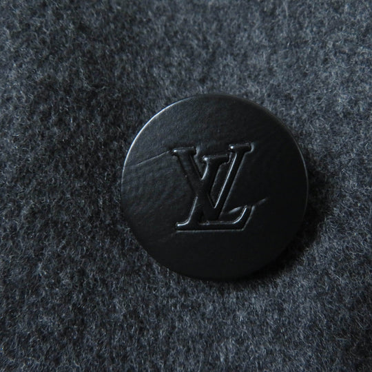 LOUIS VUITTON coat Main: 90% wool, Main: 10% cashmere, Lining: 100% rayon, Part: sheepskin gray Women 36 Used Authentic
