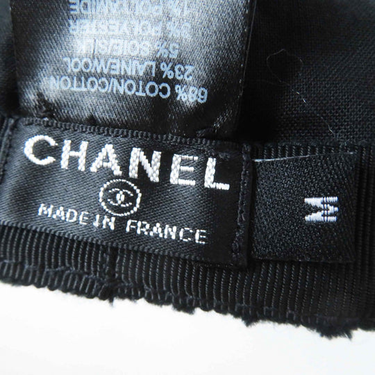 CHANEL cap 22B AA8562 Outer material: 68% cotton, Outer material: 23% wool, Outer material: 5% silk, Outer material: 3% polyester, Outer material: 1% polyamide (nylon) Black glitter Women M Used Authentic
