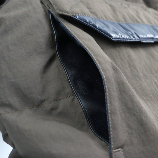 HERMES Down jacket Main: 100% nylon, Lining: 100% nylon, Leather part: sheepskin, Part: 68% wool, Part: 29% cashmere Brown type mens 44 Used Authentic