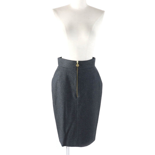 CHANEL Tight Skirt 60PA19229 Outer: 100% wool, Lining: 100% silk Charcoal gray Women 38 Used Authentic