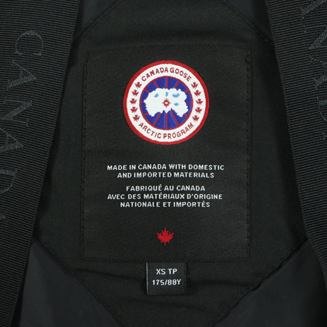 CANADA GOOSE Down jacket 2056MB Outer: 84% polyester, Outer: 16% cotton, Part: 100% nylon, Lining: 100% nylon, Part: 82% acrylic black Paradigm Chilliwack Bomber Black Label mens XS Used Authentic