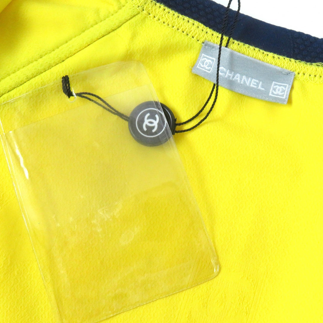 CHANEL Jacket 08P P33377 Main: 84% polyamide (nylon), 16% elastane (polyurethane) Yellow navy Sports line Women 36 Used Authentic