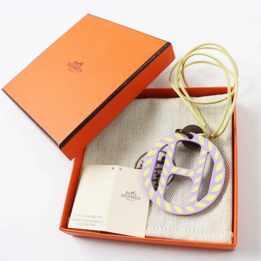 HERMES Necklace Main: Buffalo horn Lavender Yellow H Equip Women Used Authentic