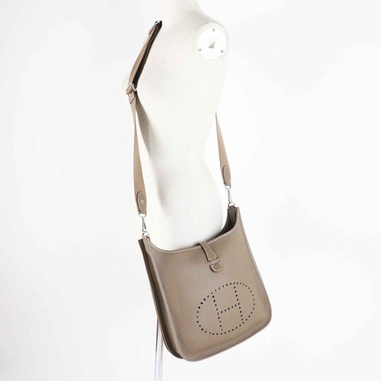 HERMES Shoulder Bag Taurillon Clemence Etope Evelyn 3PM
