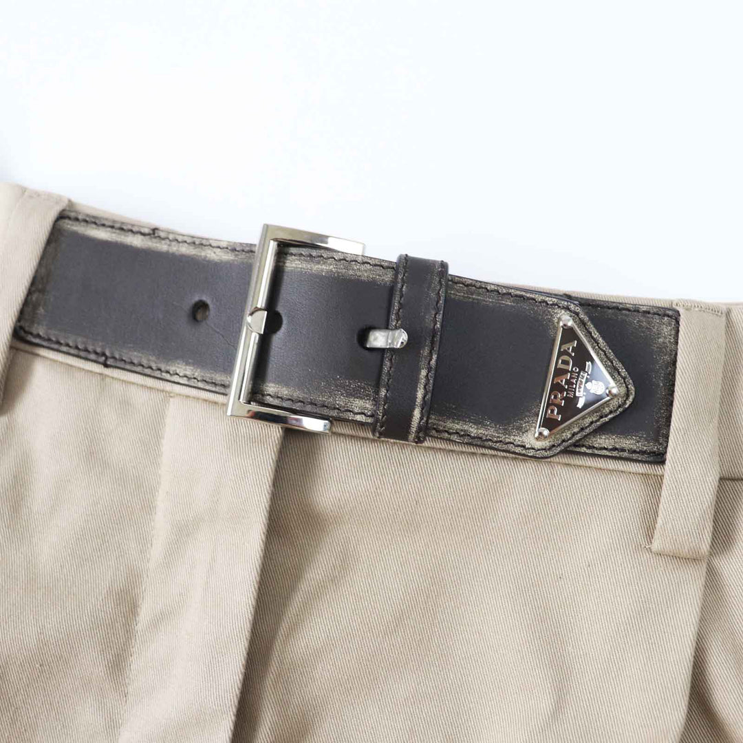 PRADA Shorts P285GK Main: 97% cotton, Main: 3% elastane, Leather part: calf leather, Part: 100% cotton, Lining: 100% cupra beige Women 36 Used Authentic