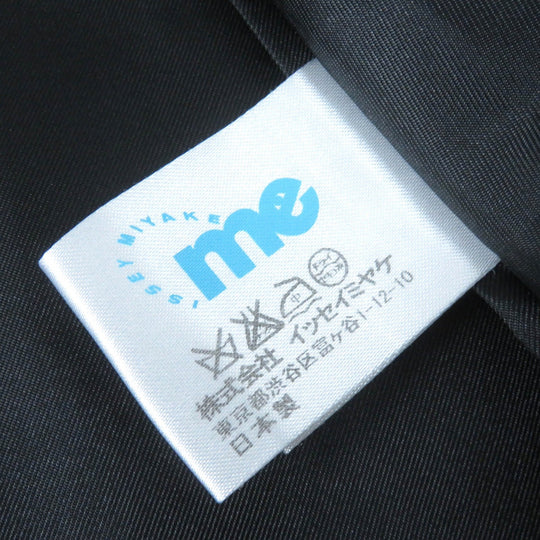me ISSEY MIYAKE Jacket Outer: 79% wool, Outer: 8% nylon, Outer: 8% polyester, Outer: 5% acetate, Lining: 100% polyester Dark navy Women No size Used Authentic